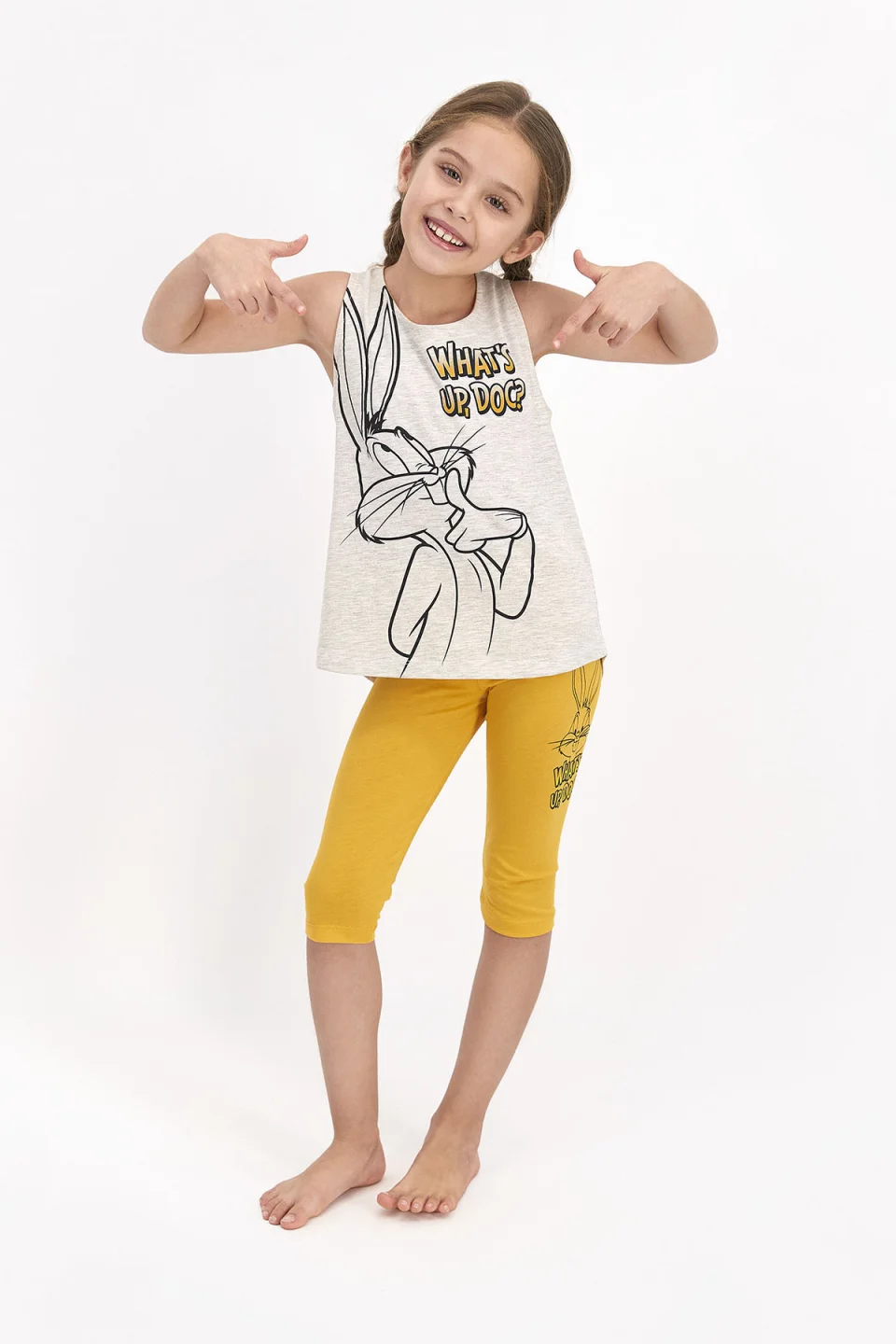 Pijama copii cu maiou si pantaloni trei sferturi, imprimeu Looney Tunes, galben