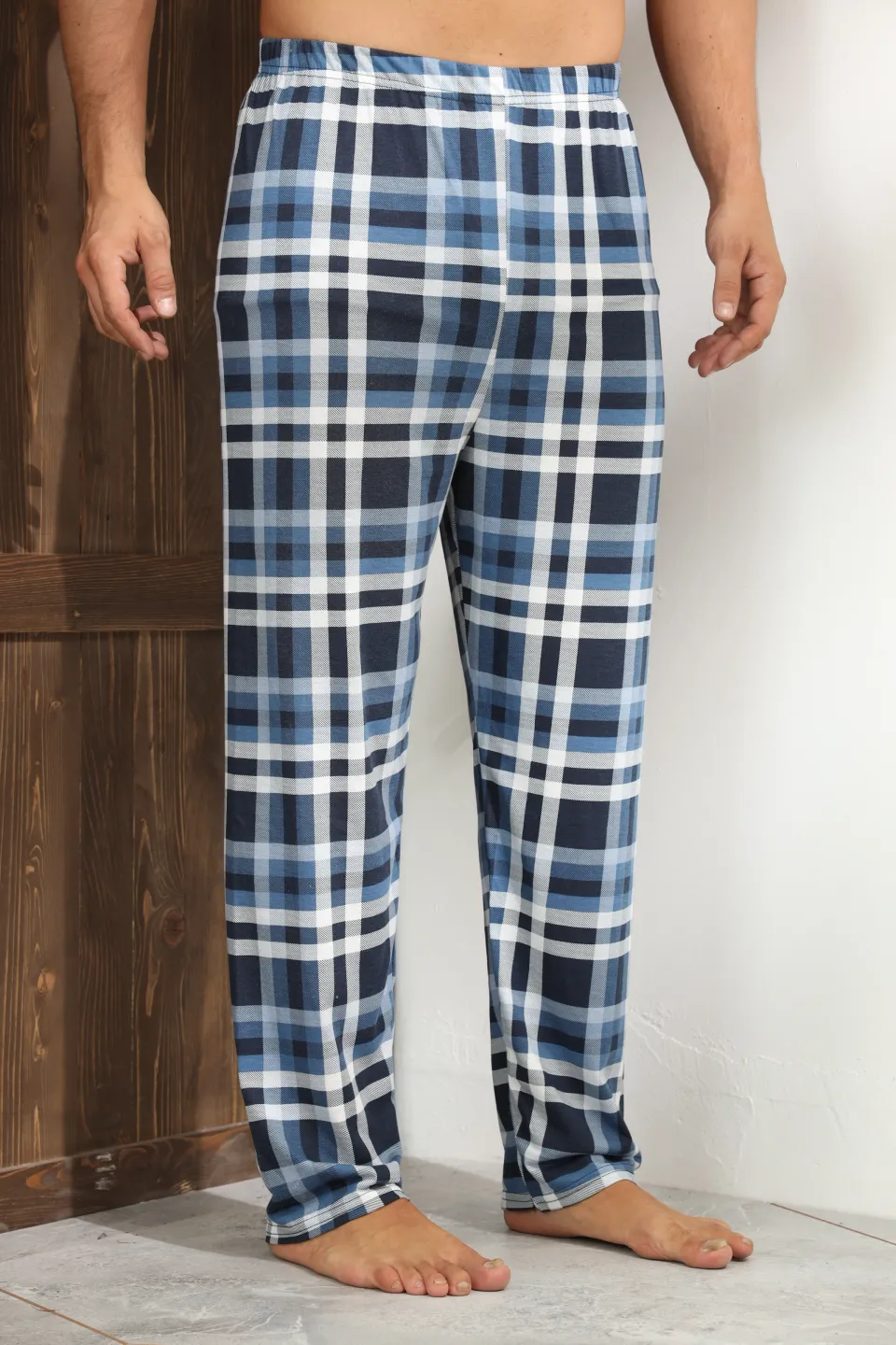 Pantaloni pijama bărbați albastru închis cu carouri albe și negre – croială lejeră-big size