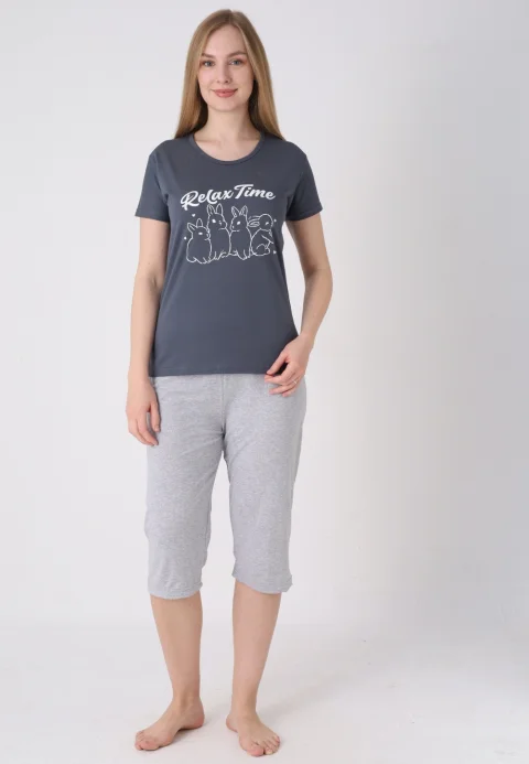 Pijama damă cu model de Paște, roz – tricou bumbac și pantaloni 3/4 (Kopya)