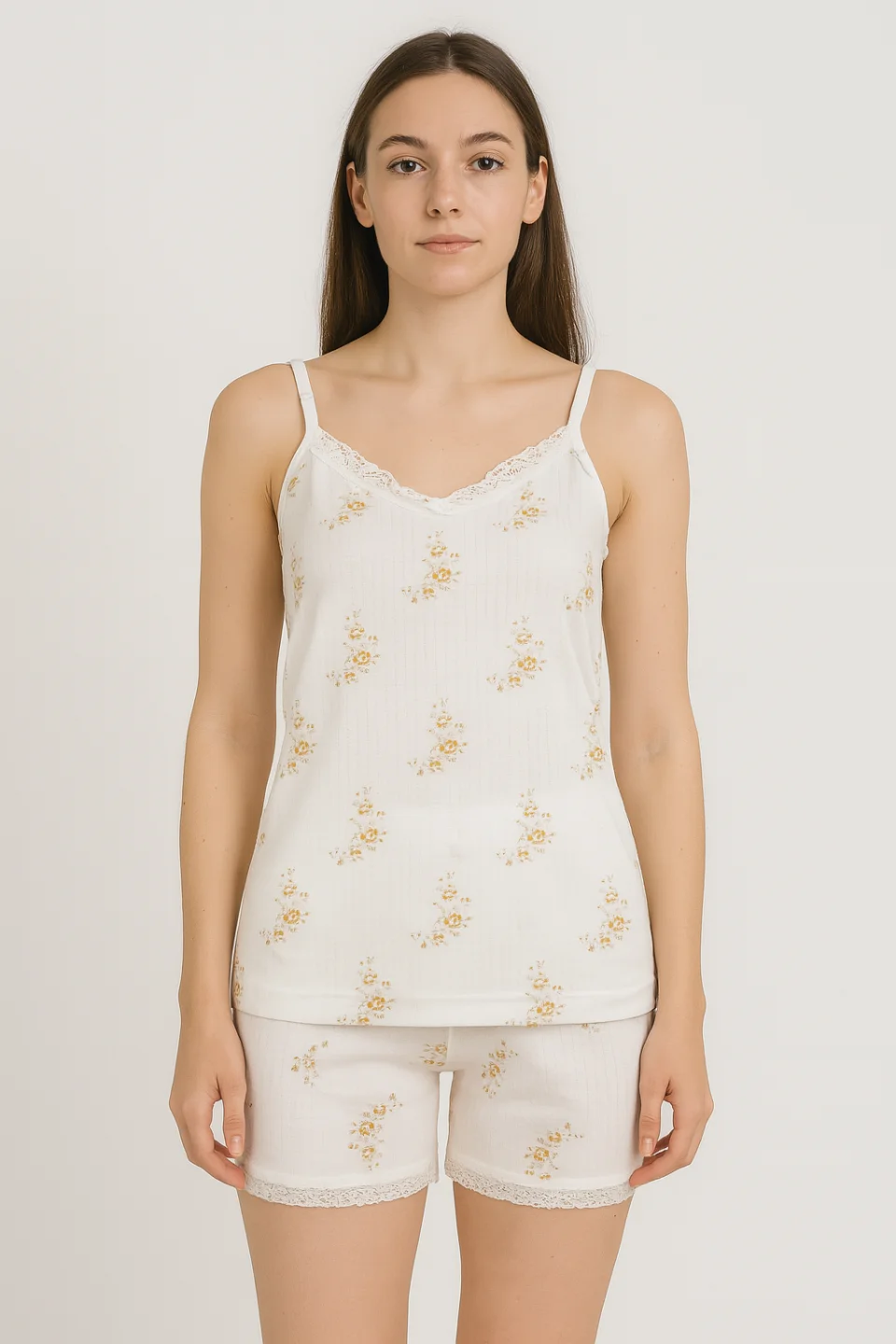 Pijama damă maiou și short – bretele subțiri, dantelă delicată, croială lejeră, imprimeu cu flori galbene