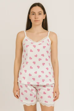 Pijama damă maiou și short – bretele subțiri, dantelă delicată, croială lejeră, imprimeu inimioare